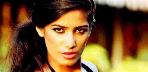 poonam pandey strip|Poonam Pandey strips for Team India: See Pics 